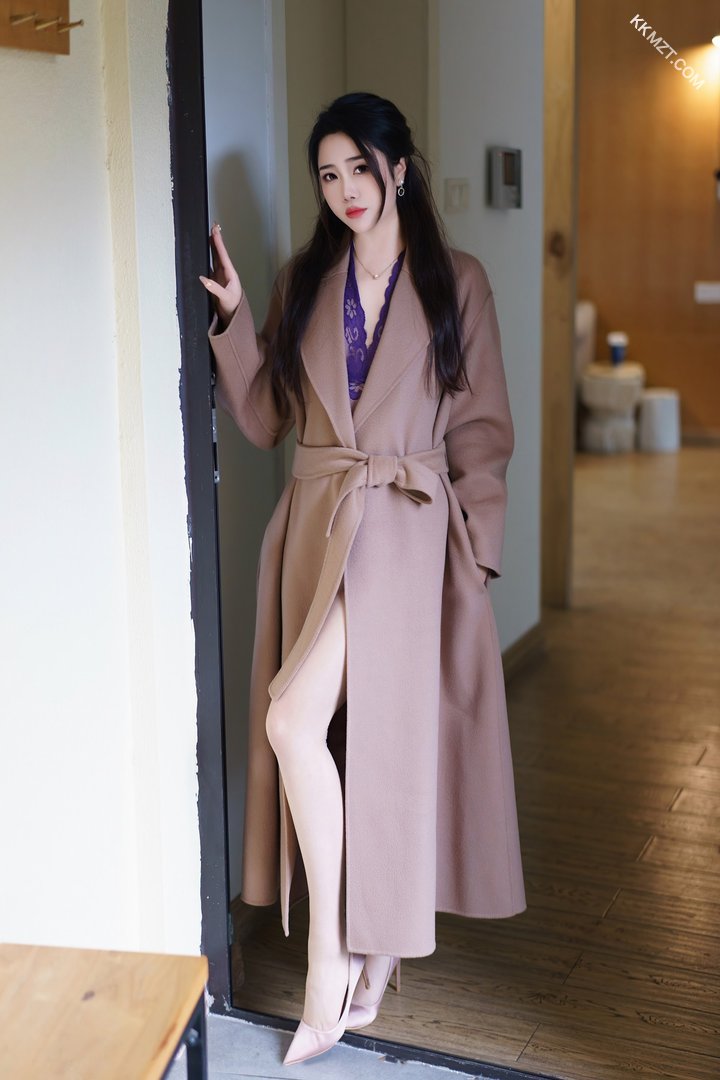 严利娅夫人总是吃不饱，常常来找我加餐