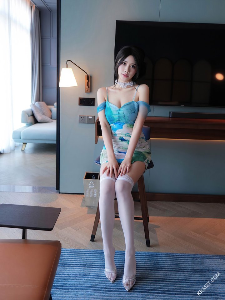 嫂子别蹭那个枕头了，要蹭就蹭我的脸