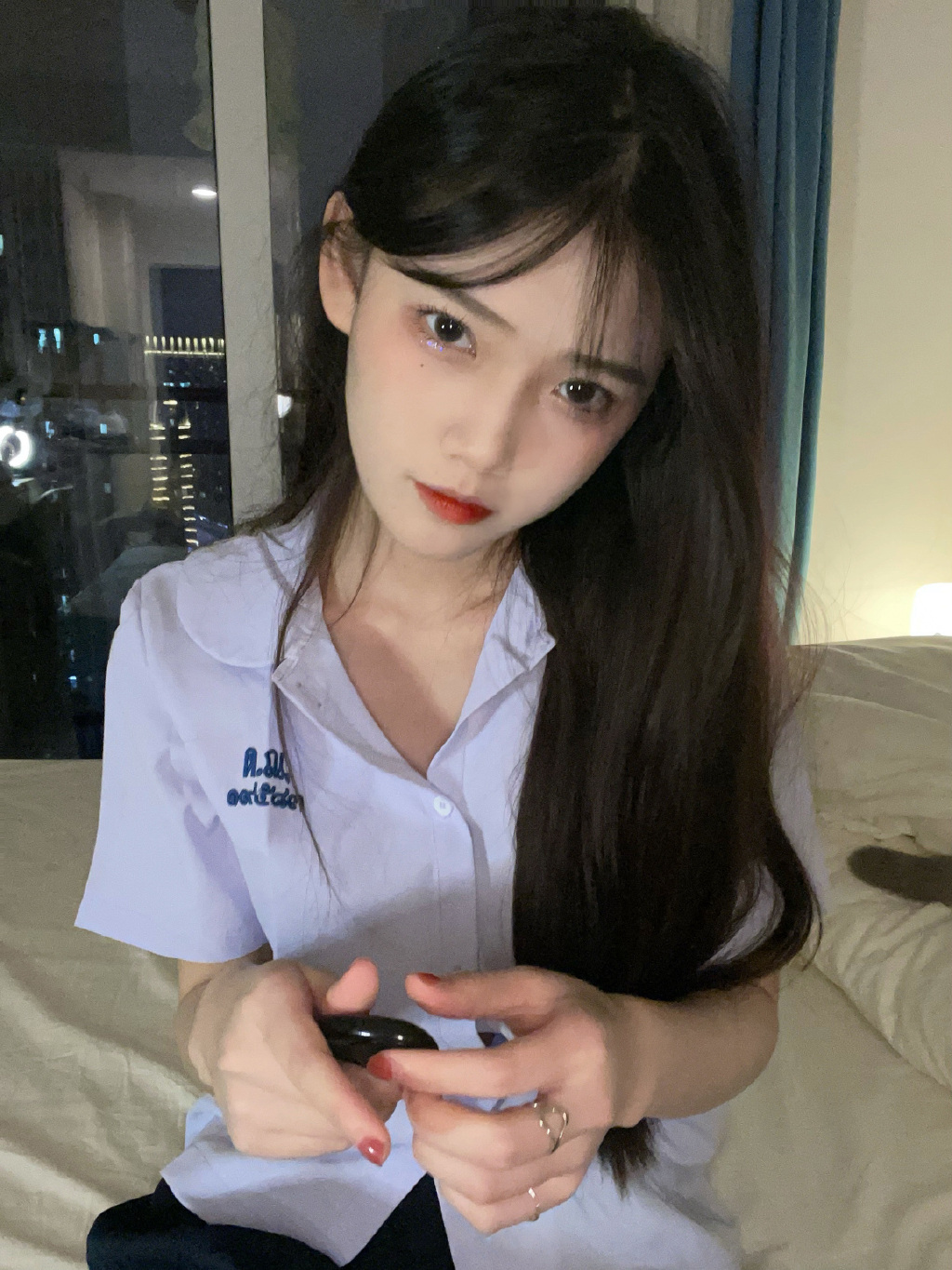 泰国校服挺好看的嘛！