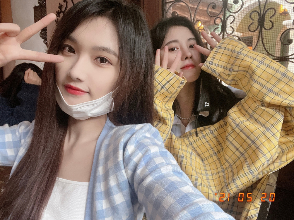 SNH48“真人芭比”宋昕冉，甜美又魅惑