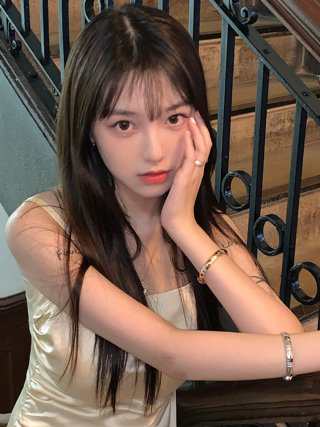 谈了一个高冷女朋友，现在该怎么办？