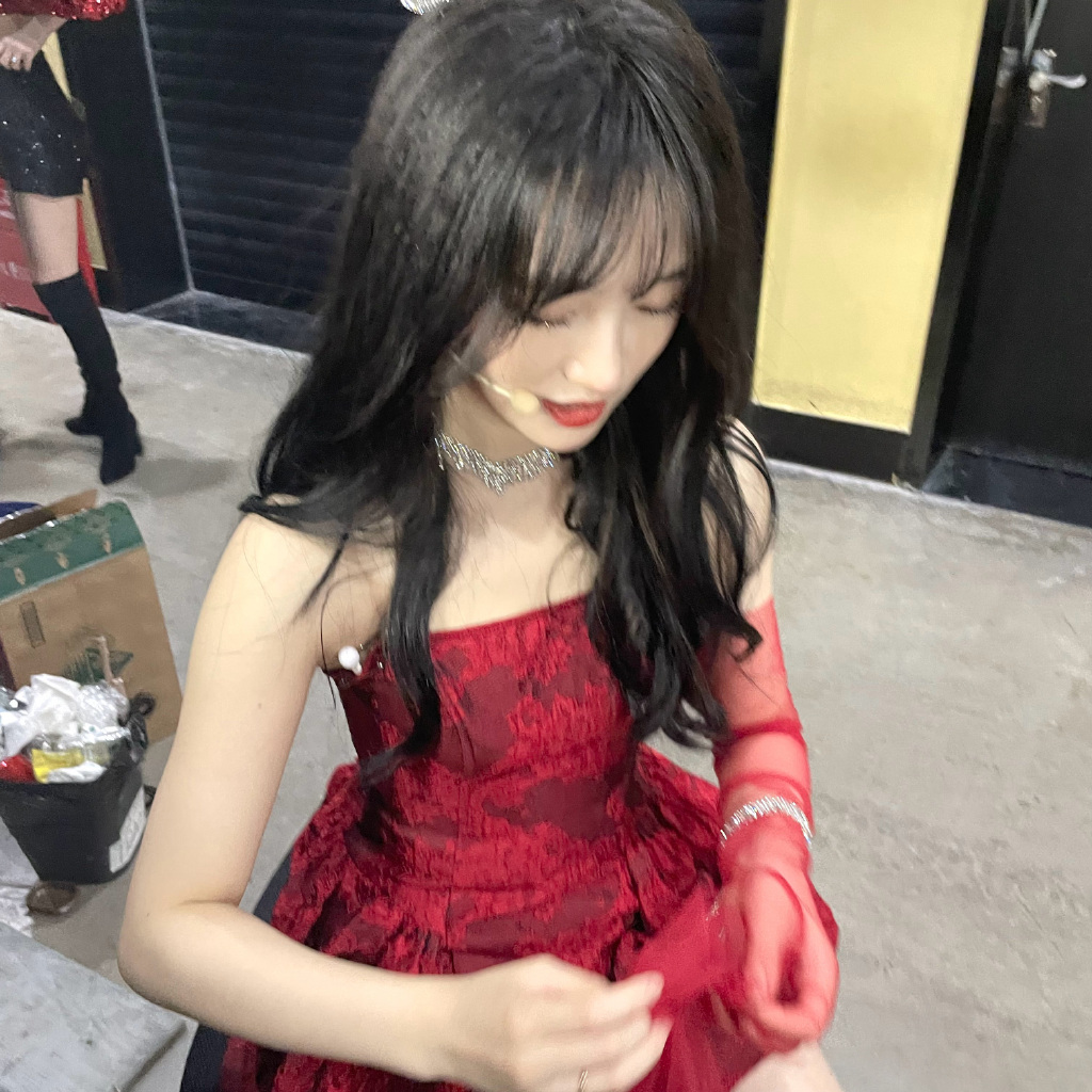千年一遇美女易主？费沁源要取代鞠婧祎了