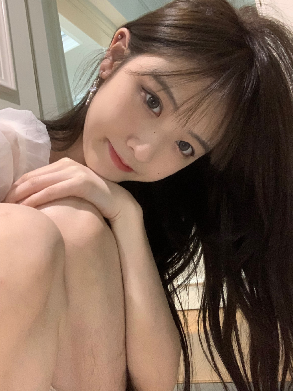 可爱的小妹妹在家自拍