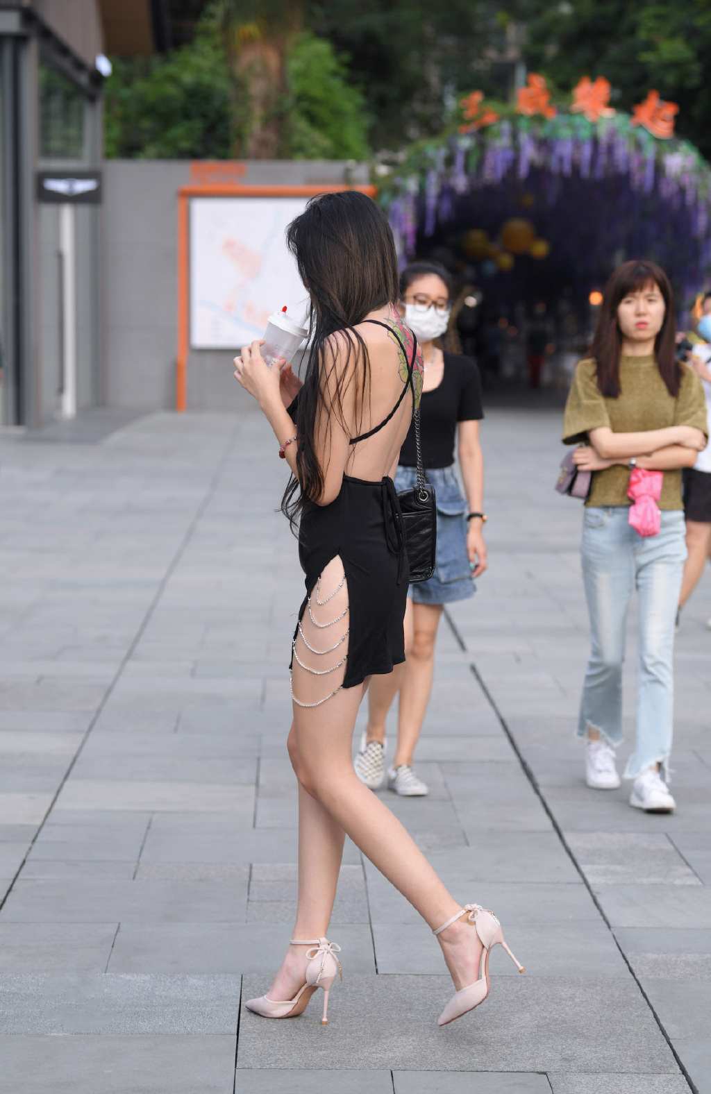 小姐姐看似甜美，一般人很难驾驭
