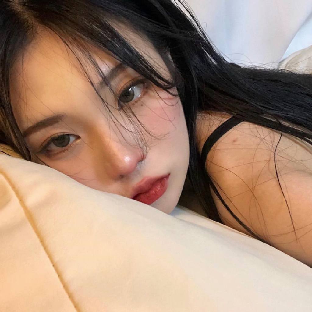 高冷妹子枚，酷酷的