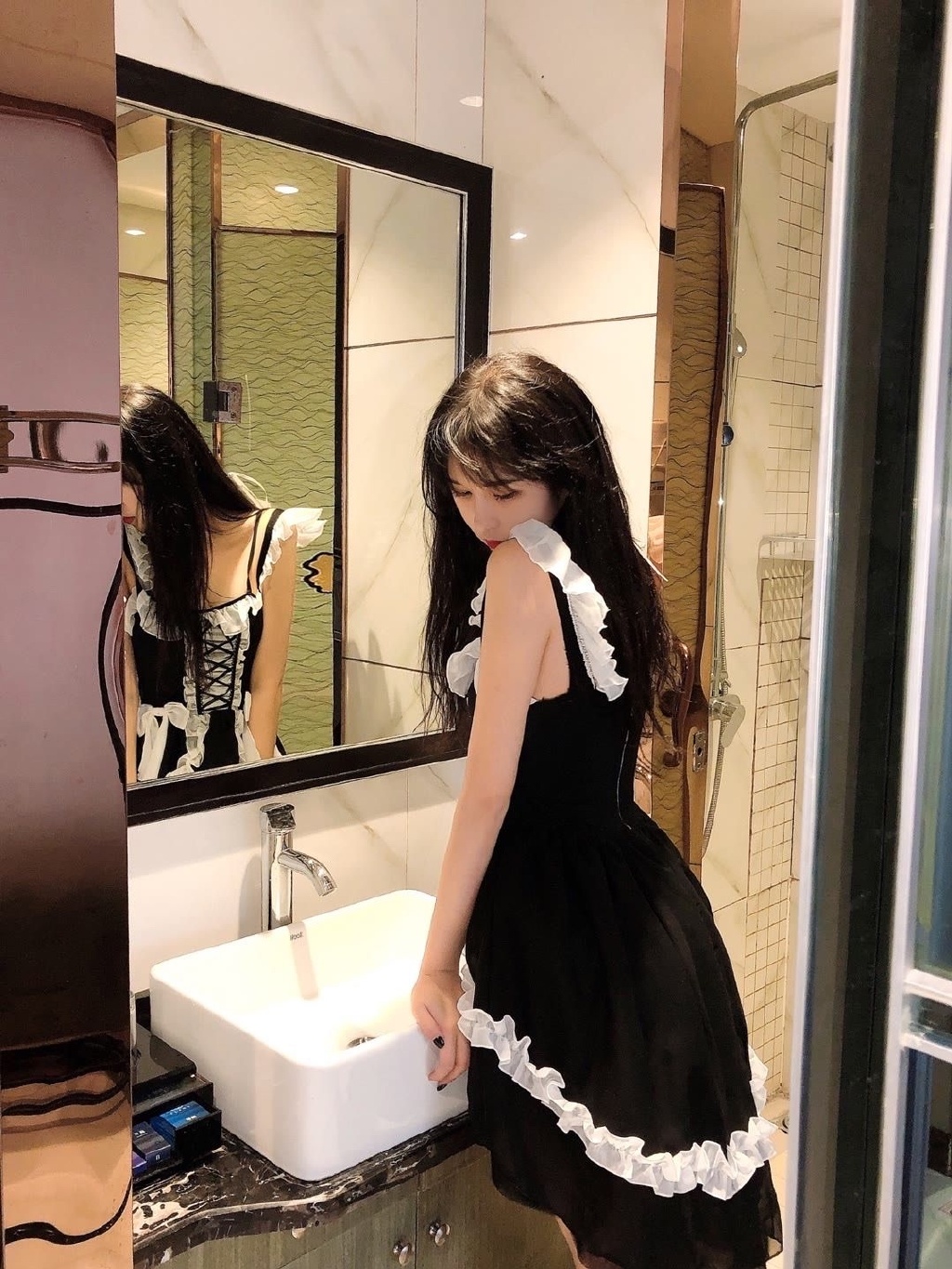 可爱小女仆来了