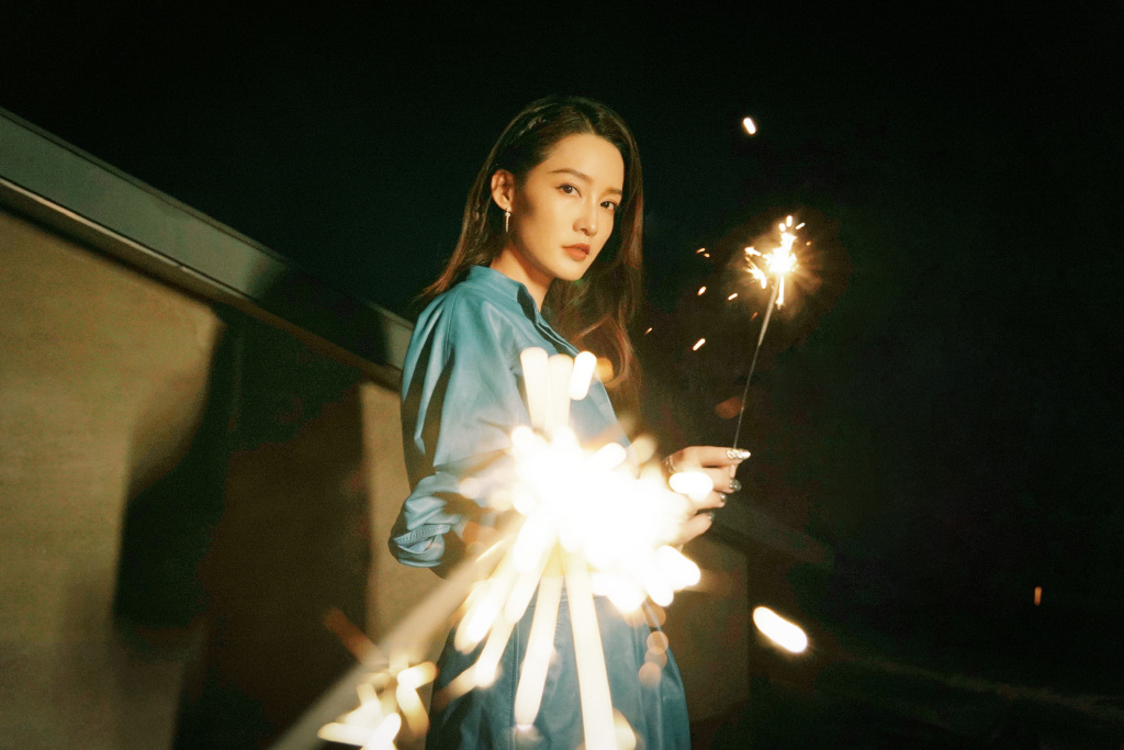 李沁：希望你我记住的是绽放时的绚烂