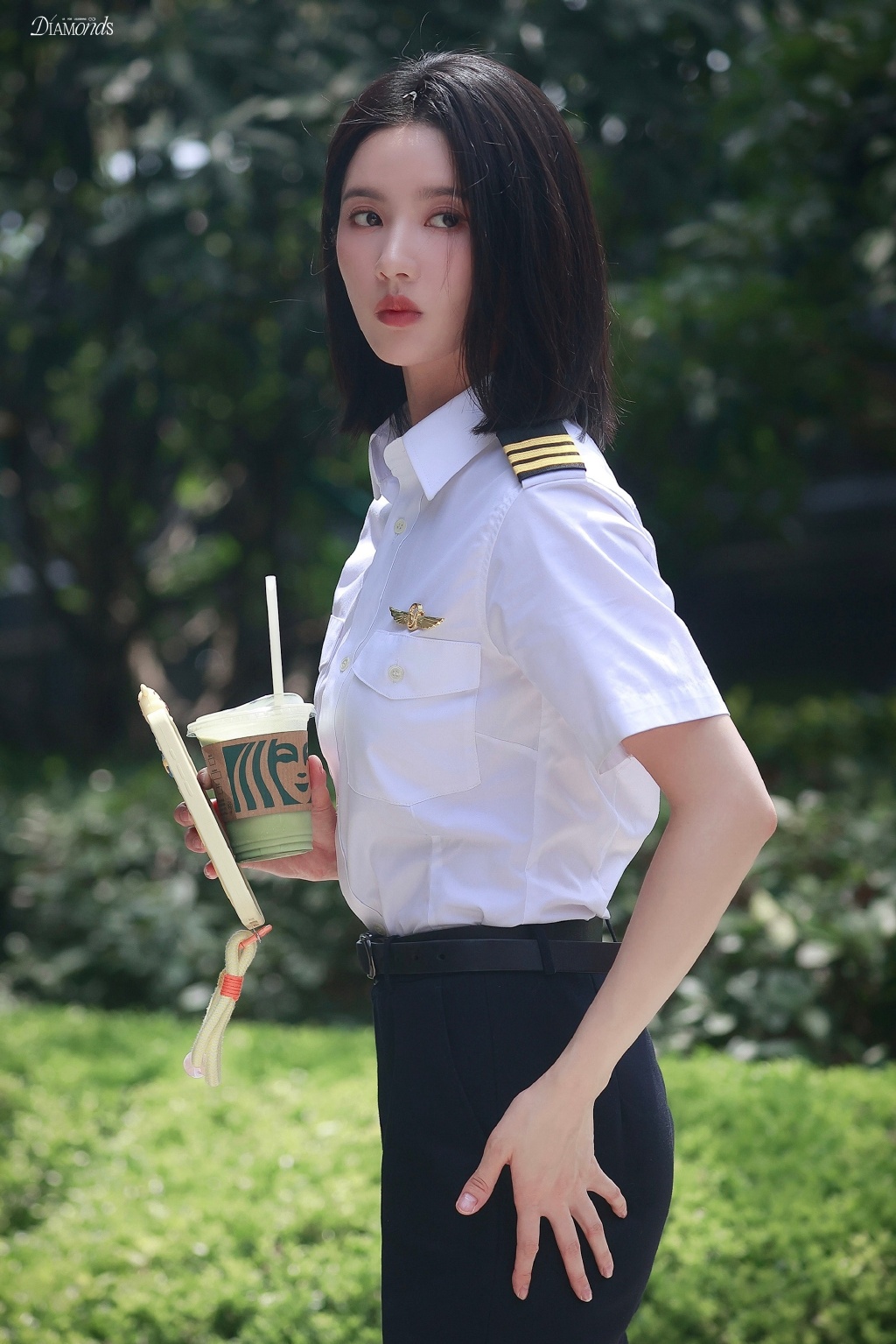 刘些宁，好飒的空姐