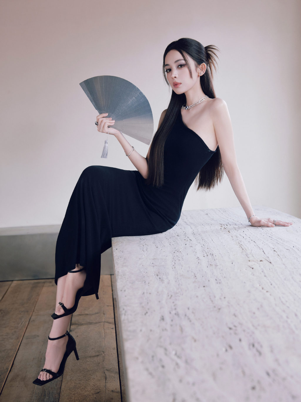 无敌美神降临，娜扎今天又是好榨