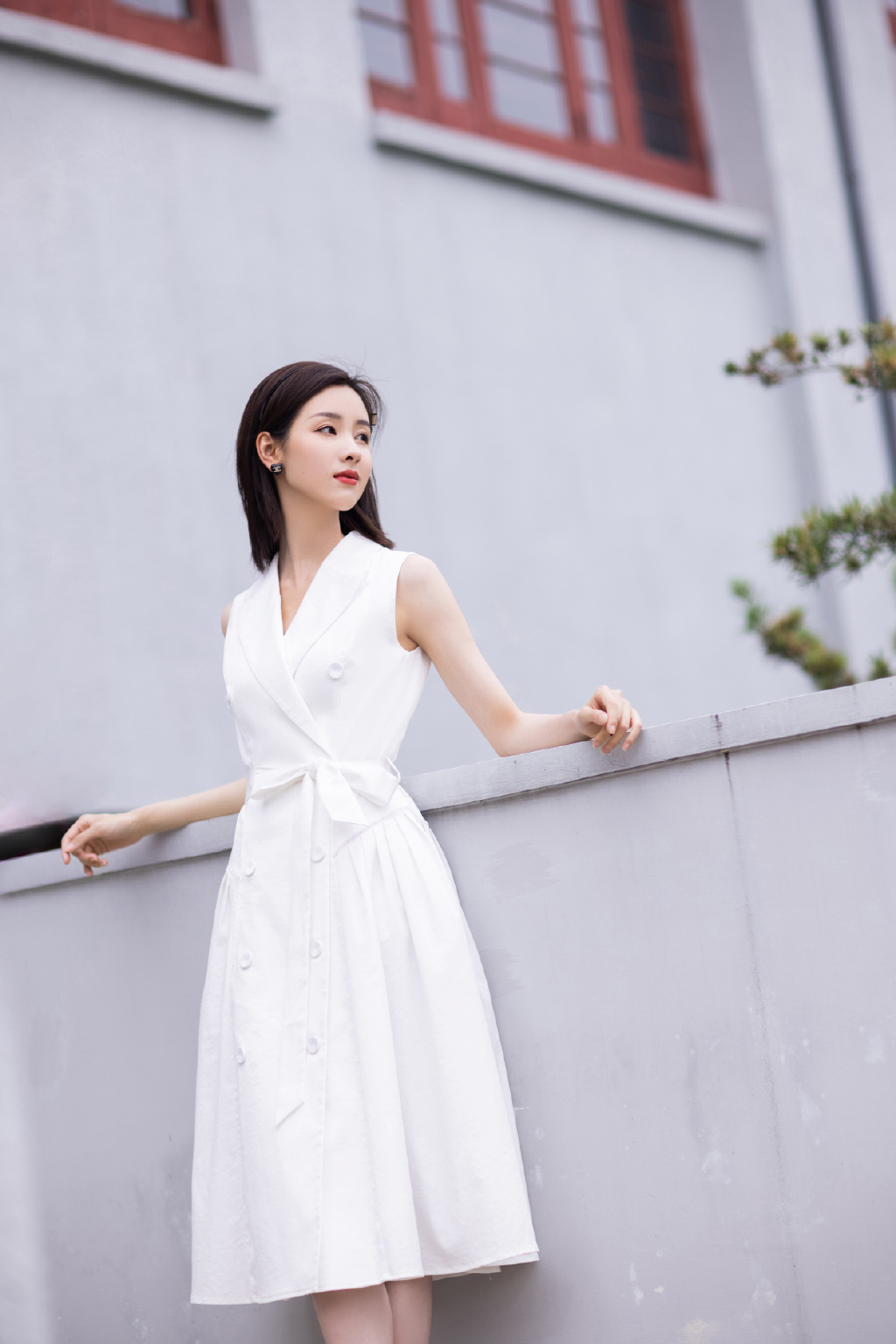 女神陈都灵仙气飘飘，一颦一笑太美了