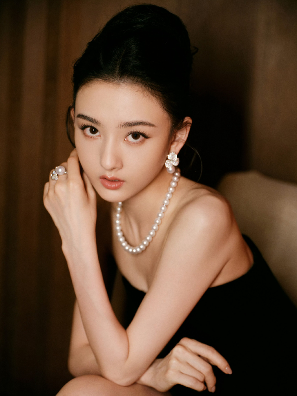 宋祖儿，轻熟魅力女人味十足
