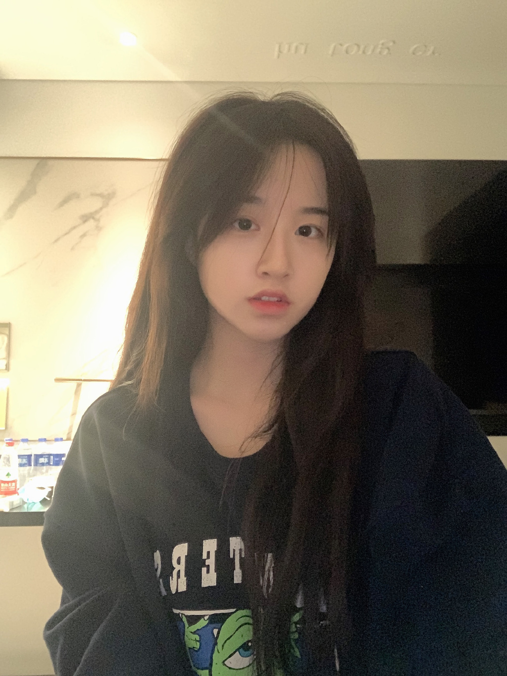 微博红人严屹南