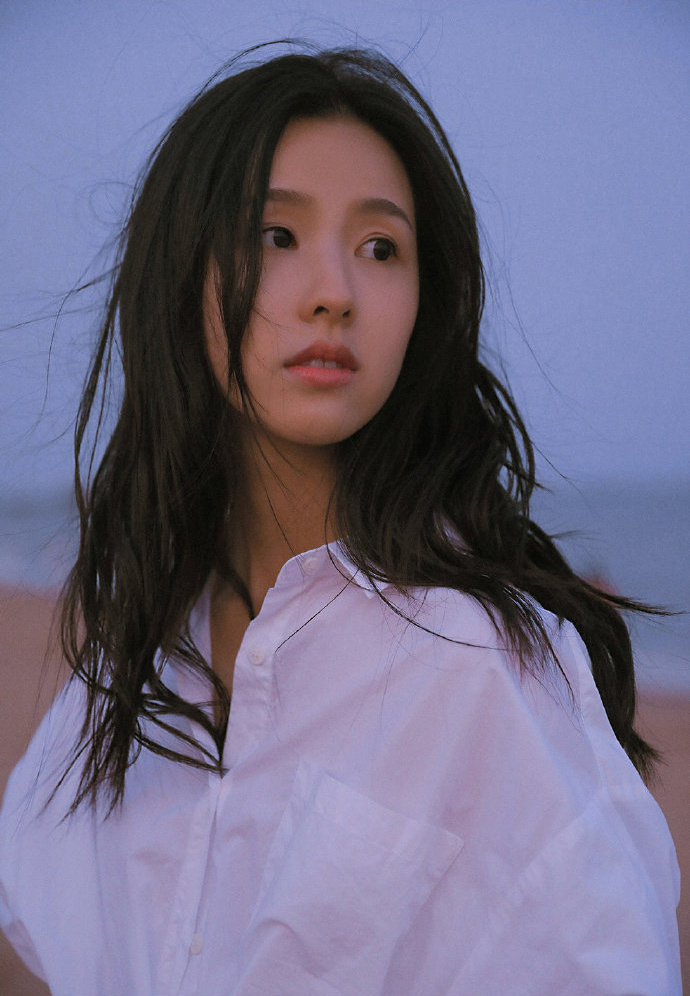 陈都灵 美得天然干净