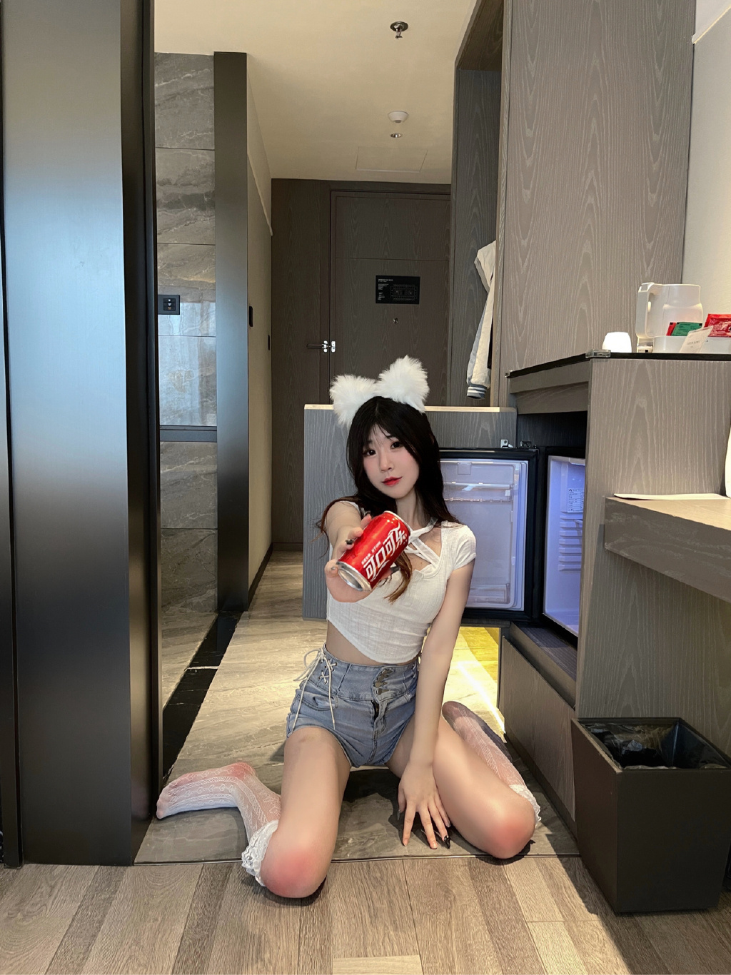 难怪很多妹子膝盖都破了皮
