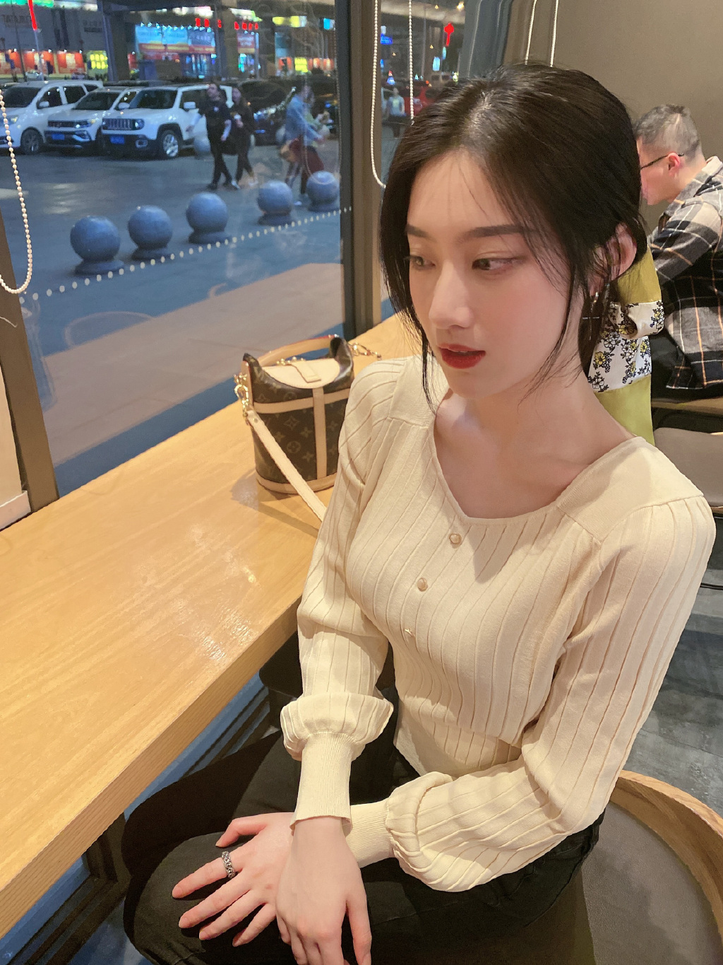 华侨大学 @晒太阳的羊一同学