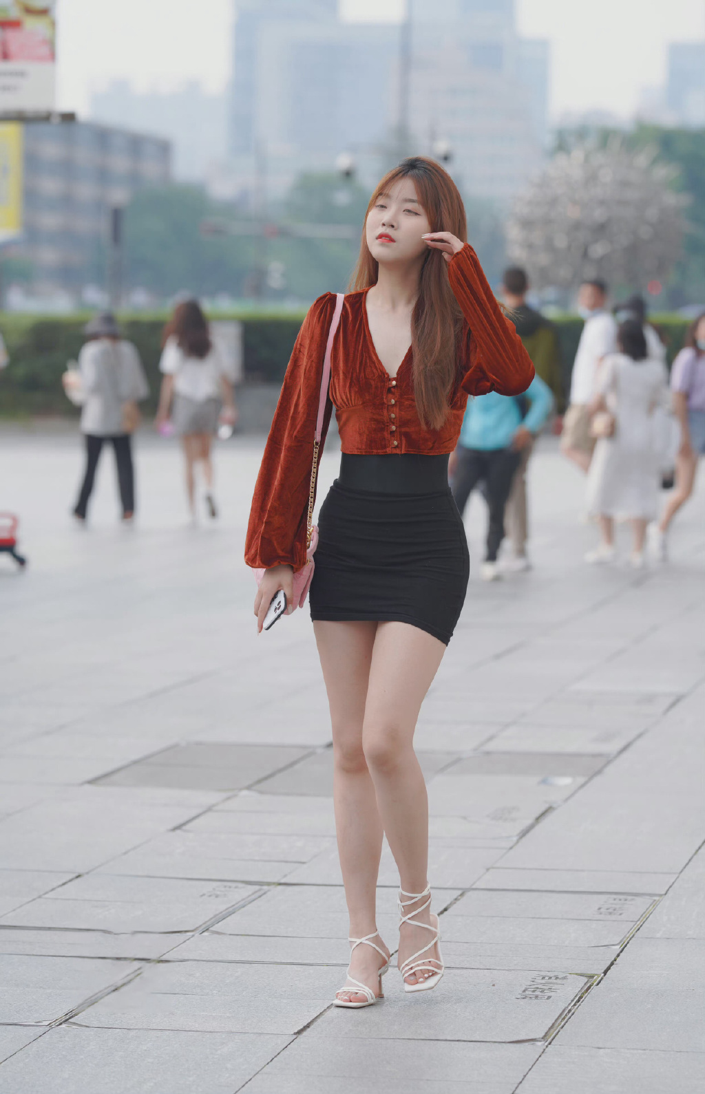 这腿，不是可以，是至少玩一年