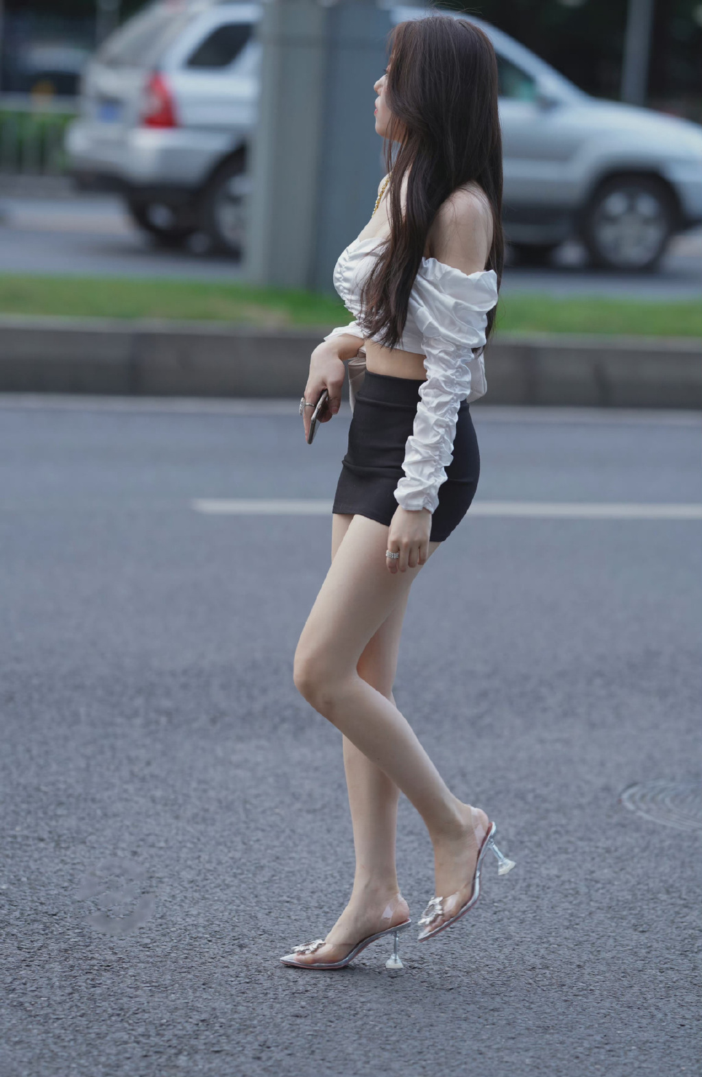 说好的街拍，竟然还带回家了