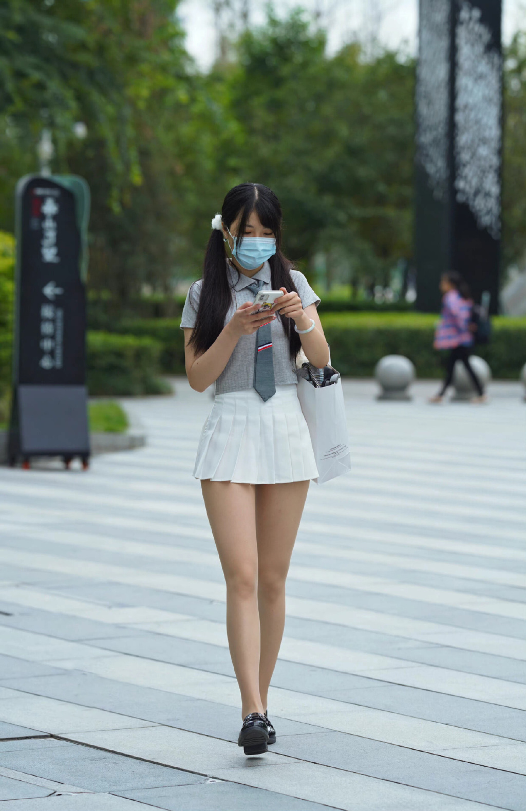 双马尾百褶裙，懂了吗？