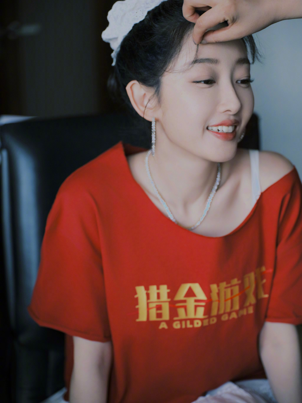 蒋梦婕真好看，肤白貌美大长腿