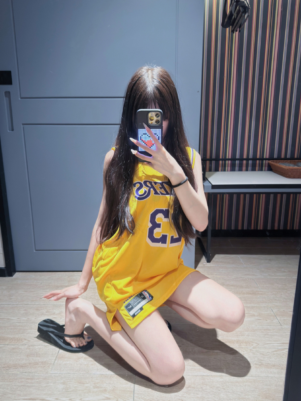 今天不打球，只摸球