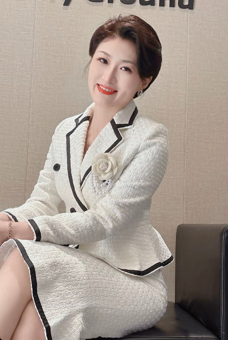 短发阿姨，好特别的韵味