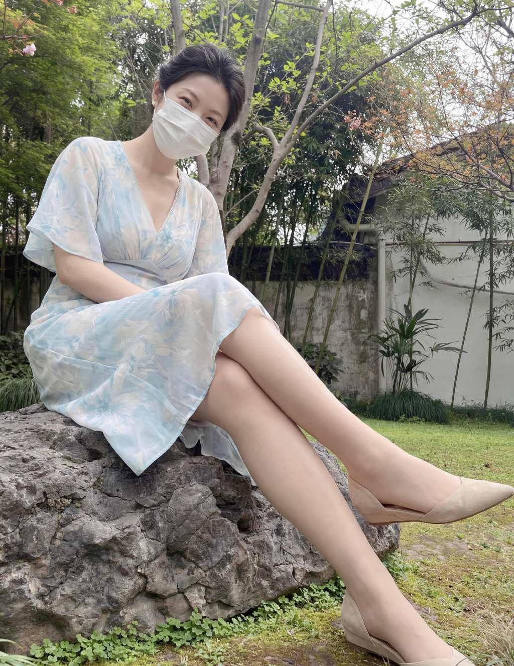 带口罩一点也不影响仙气飘飘的感觉