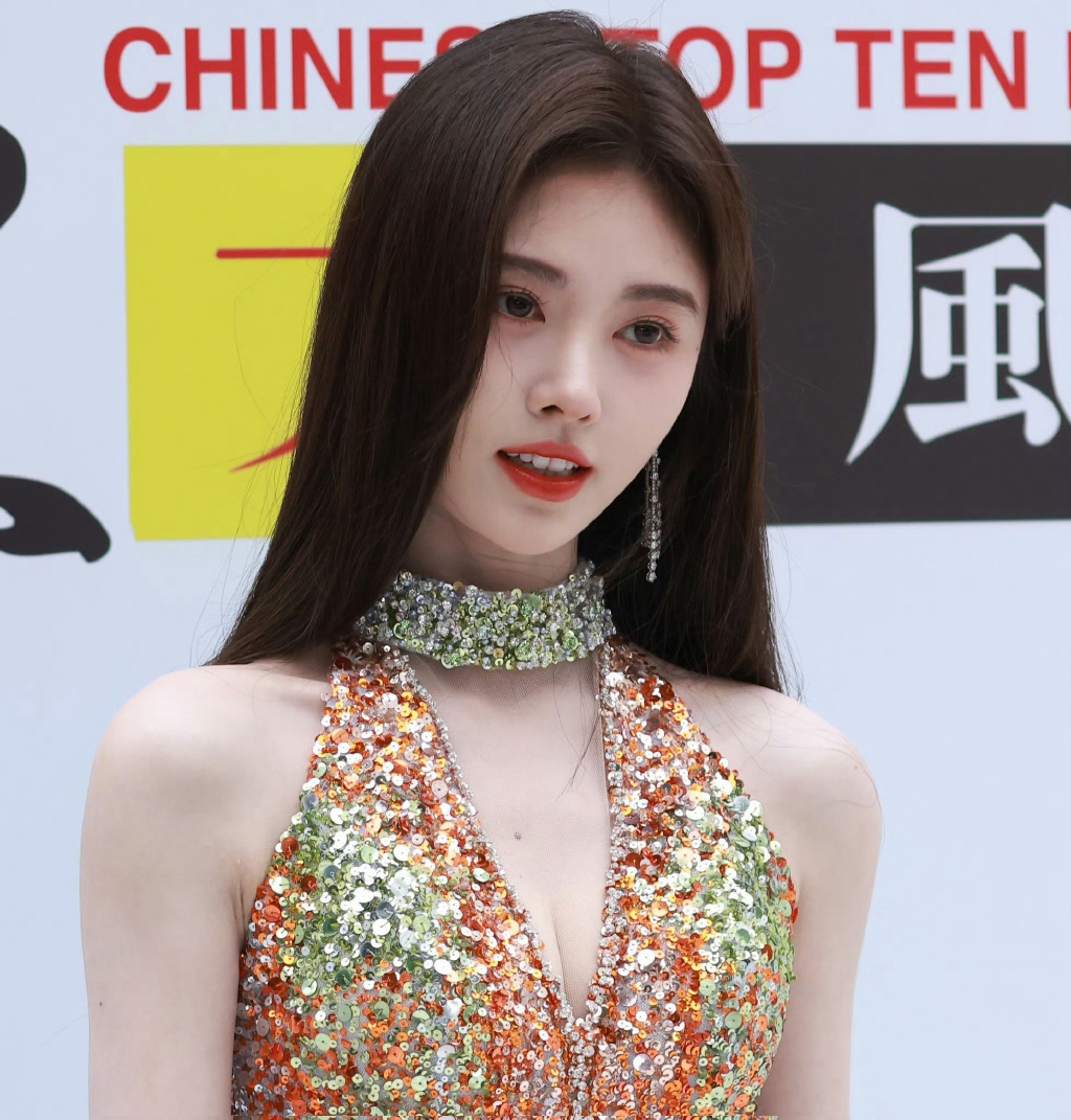 胸怀大志的鞠婧祎