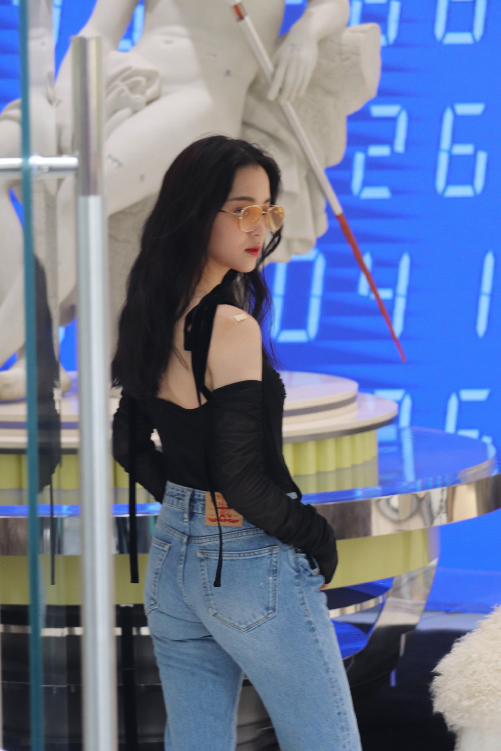 欧阳娜娜的牛仔裤，顶级的性感~