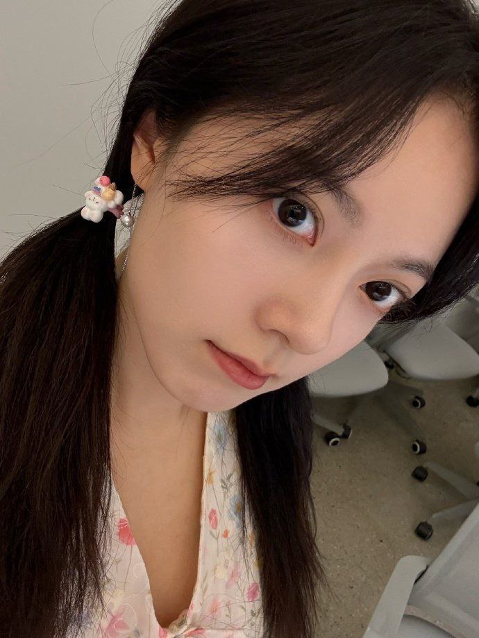 女明星混合盯，这样子才有感觉