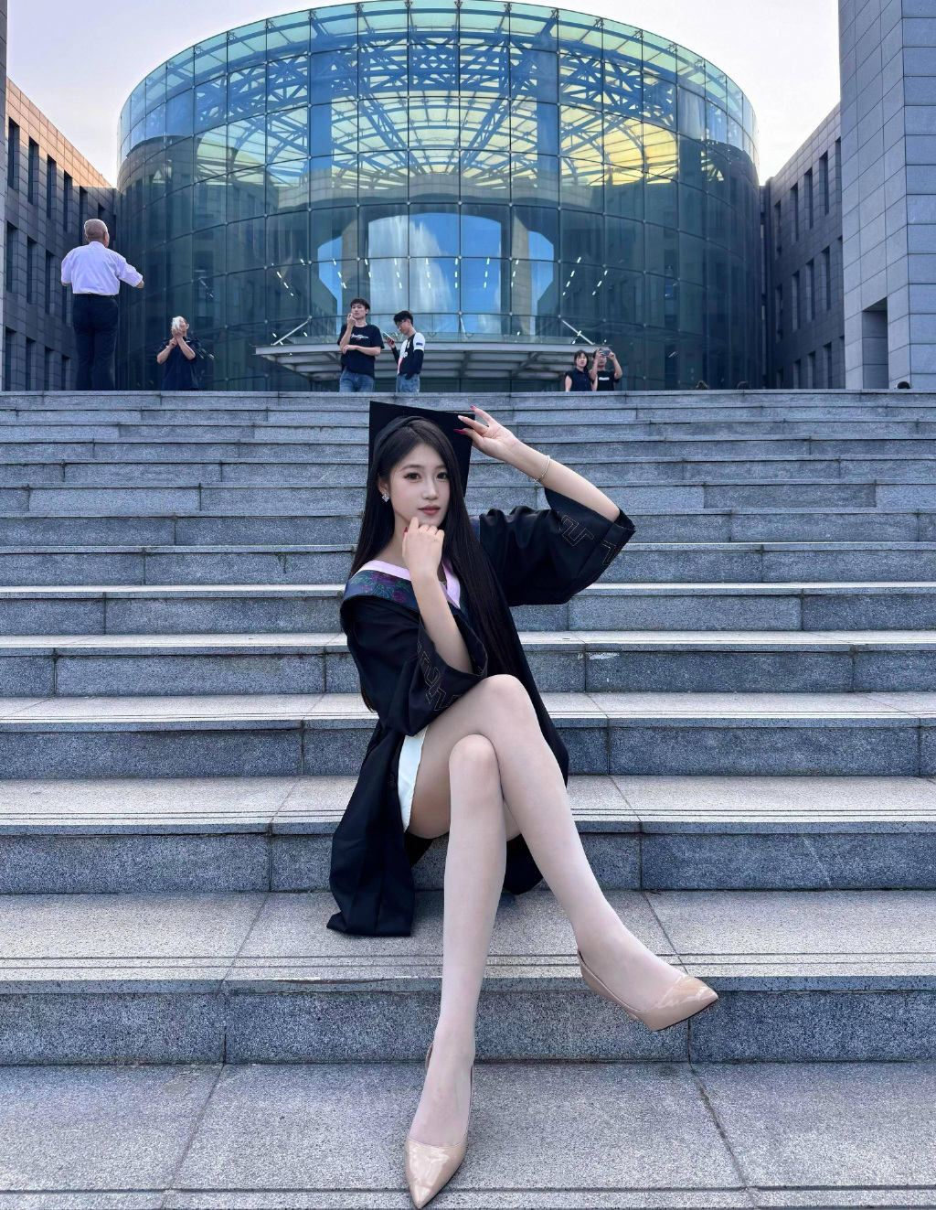 你们的老师要毕业了