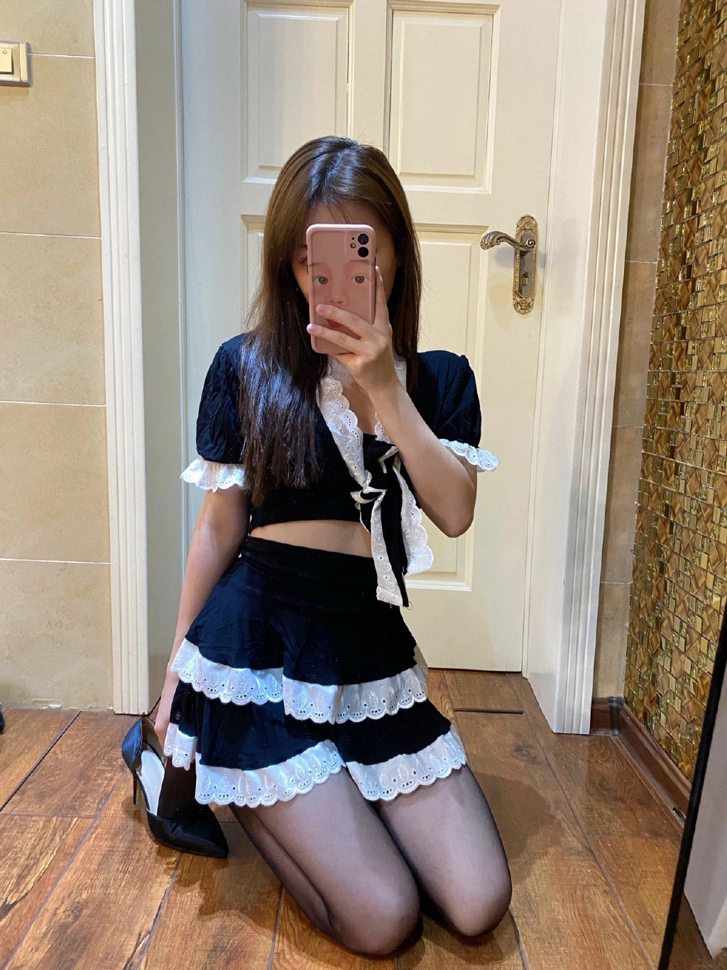 治病还得靠女仆