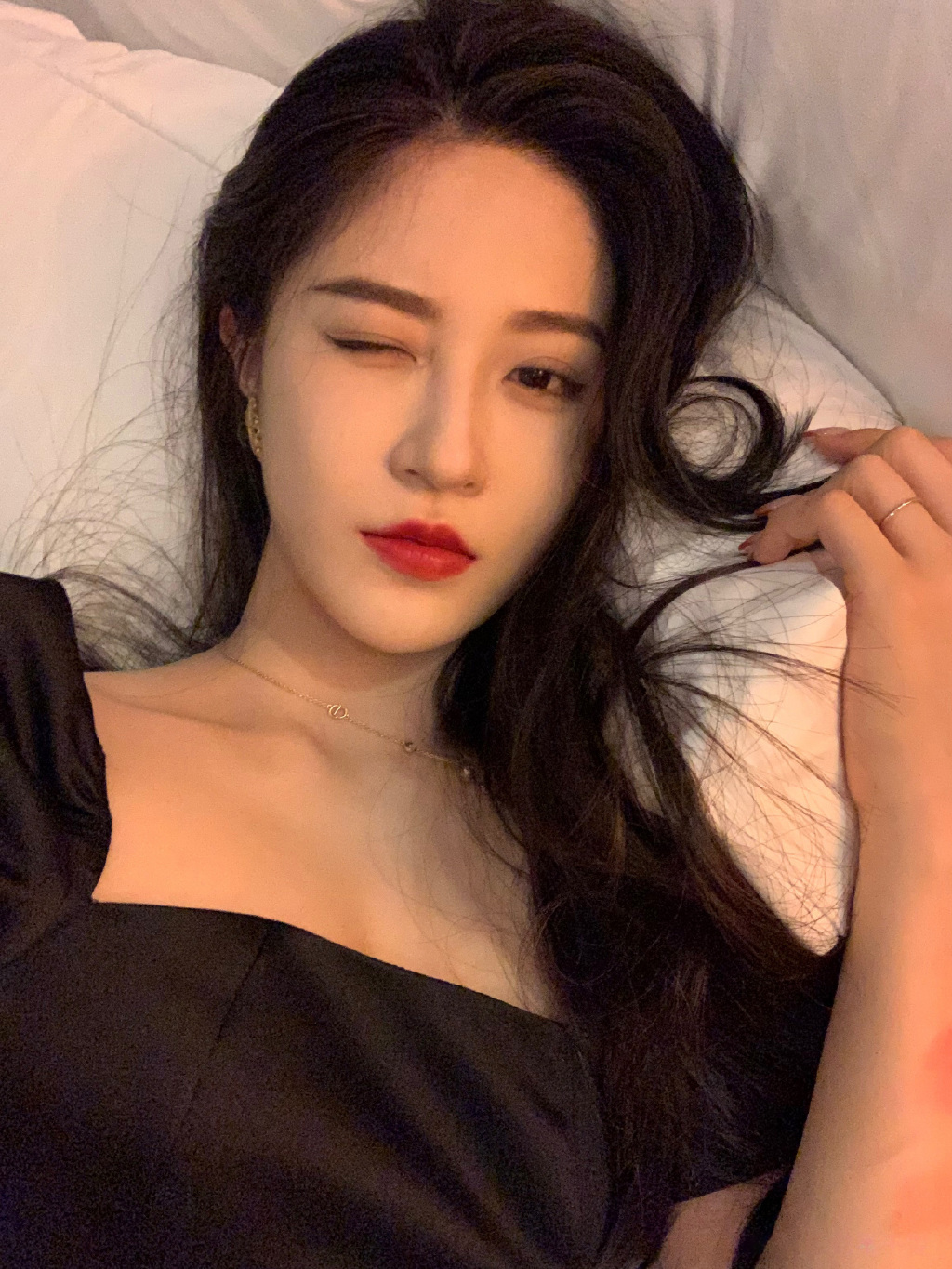 女人的魅力在于挡不住的风情