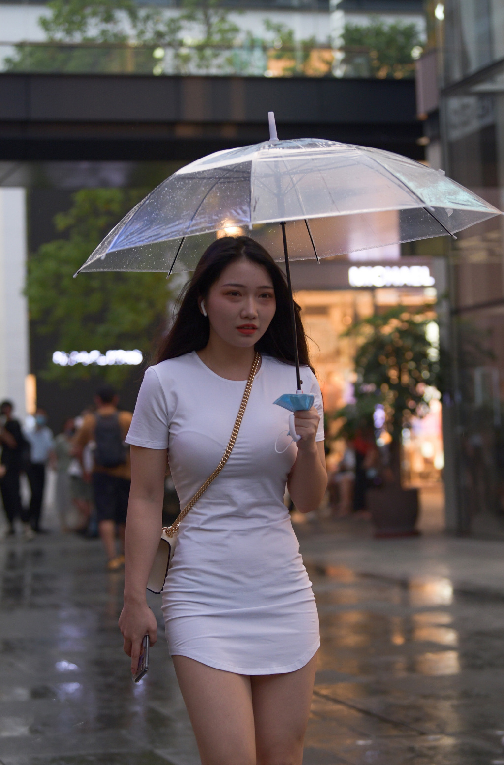 小姐姐身材真棒，丰胸翘臀深得我心