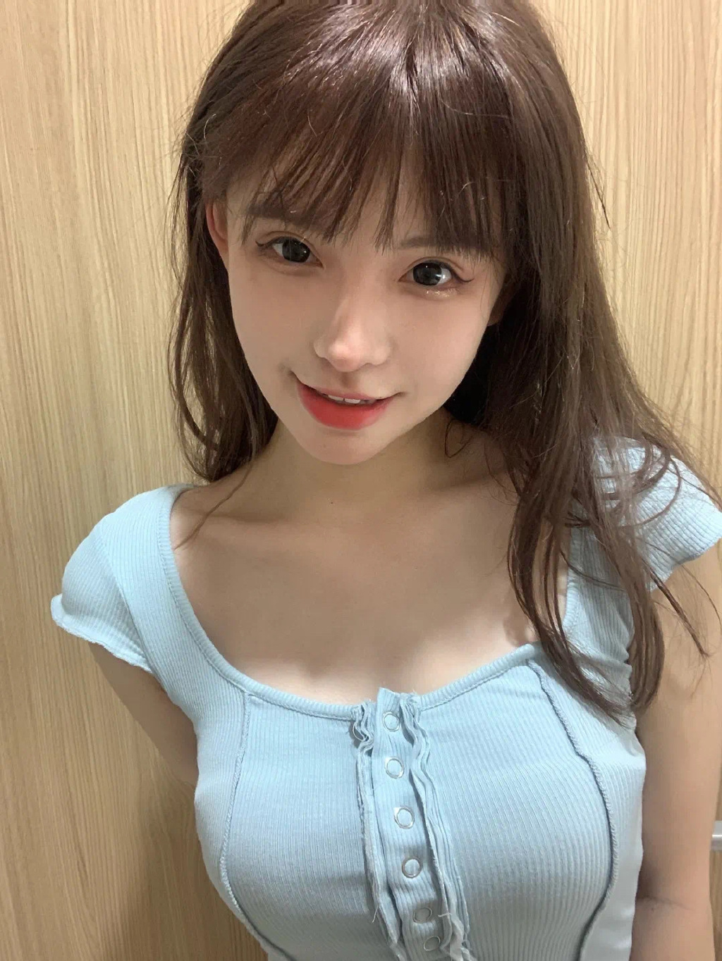 女生的胸，真的能越摸越大