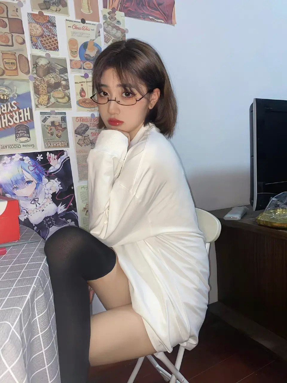 总是看到美腿就控制不住