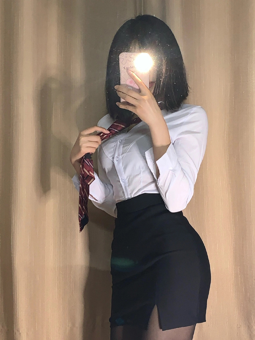 怎么抵抗得了这样迷人的学姐