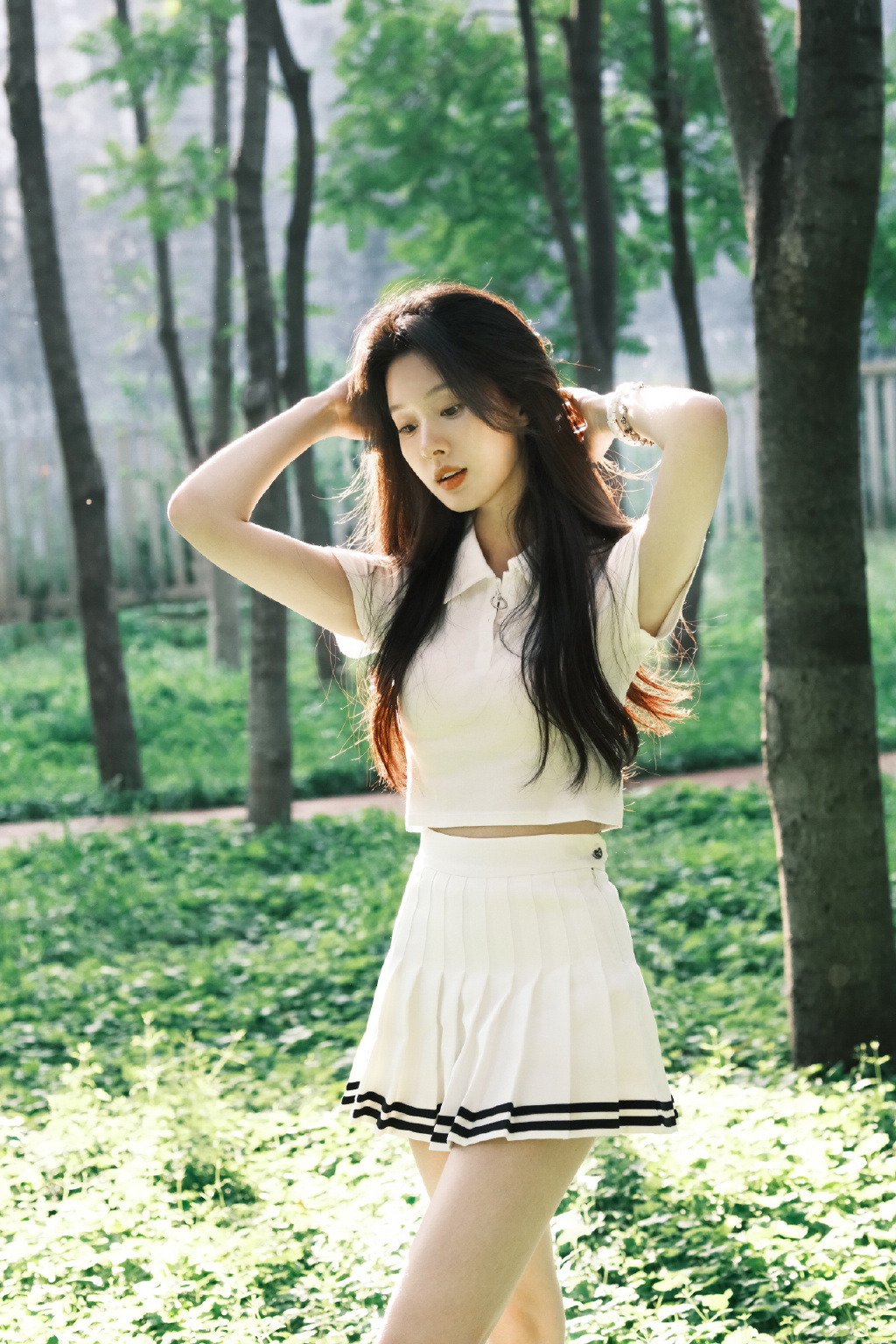 美女演员王子璇，迷人写真美照欣赏