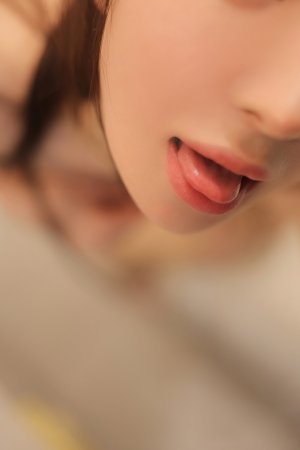 偷情邻居小少妇，她迫不及待的样子让我更硬了