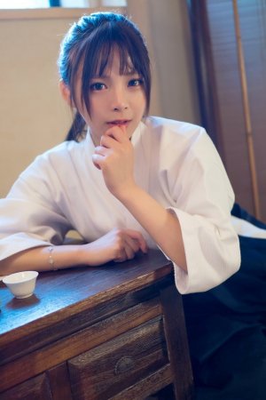 气质美女夏木颖清新养眼写真，你心动了吗